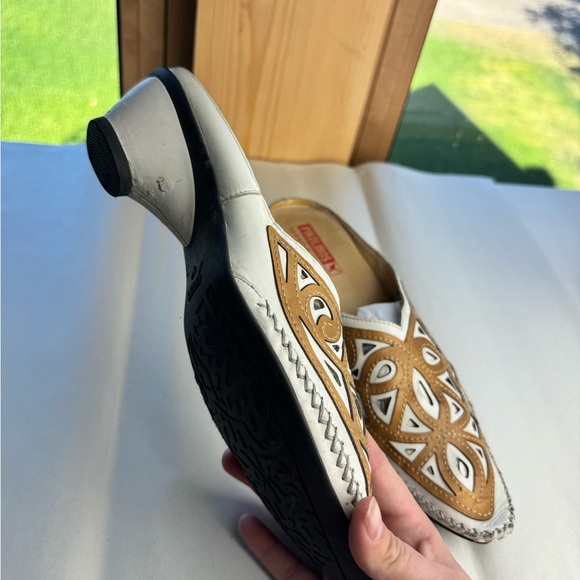 Pikolinos Spanish Design Mules Heels - Picture 6 of 6
